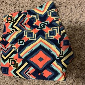 LuLaRoe TC2 leggings